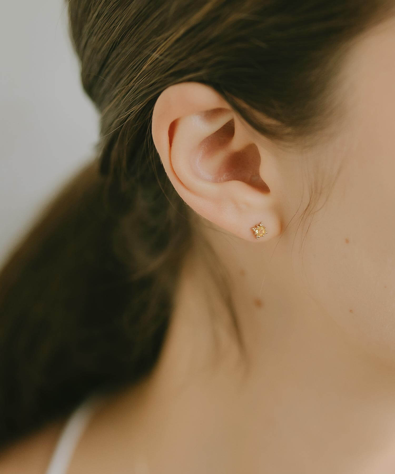 つけ っ ぱなし ピアス