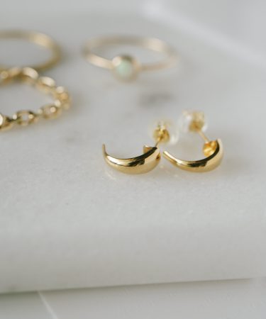 K*O様 アクセサリー まとめ売り ゴールドカラー K18とK10、結局どっちがいいの？ ― 素材で変わるゴールドの選び方
