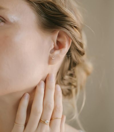ホースシュー ダイヤモンド ピアス